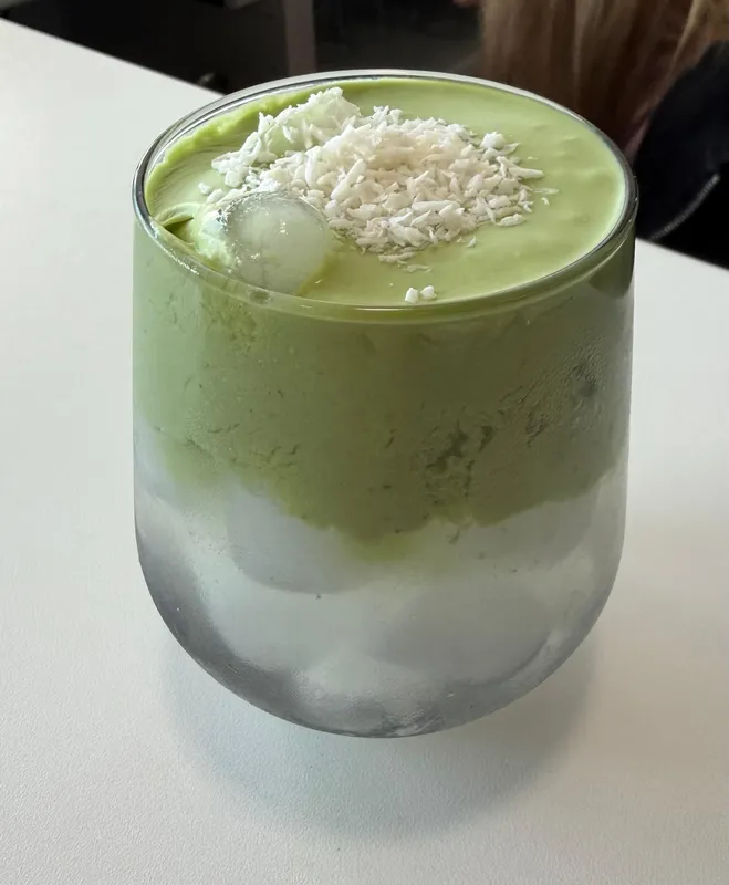 Coconut Cloud Matcha — Barista i Bambino Gdańsk