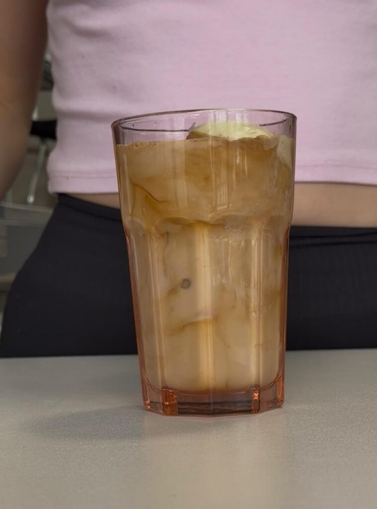 Kawa mrożona z lodami — Barista i Bambino Gdańsk